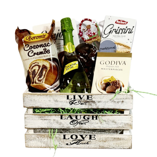 Coș Cadou Familie - Delicii de Paște cu Cozonac, Ciocolată și Cocktail Hugo